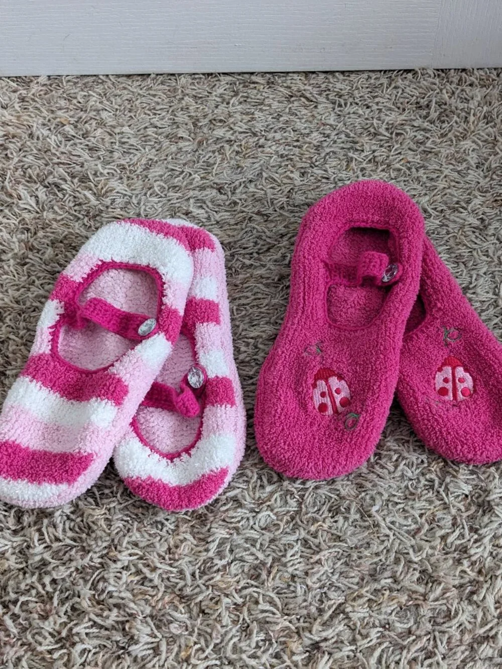 Set of 2 Non-Skid Slipper Socks - Ladybug OS